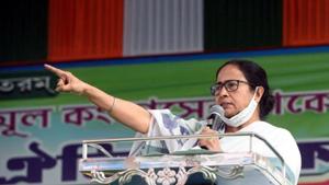 West Bengal chief minister Mamata Banerjee addresses a public meeting in Jalpaiguri district on Wednesday.(ANI) West Bengal chief minister Mamata Banerjee addresses a public meeting in Jalpaiguri district on Wednesday.(ANI)