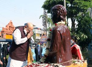 Union Home Minister Amit Shah pays homage to Khudiram Bose with flowers at his (Bose's) native village in Pashchim Midnapore on Saturday.(ANI) Union Home Minister Amit Shah pays homage to Khudiram Bose with flowers at his (Bose's) native village in Pashchim Midnapore on Saturday.(ANI)