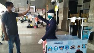 To screen passengers arriving at stations and to ensure a COVID free and safe journey, the Central Railway have introduced the ‘Febri Eye’ and the robotic ‘Captain Arjun’.(ANI) To screen passengers arriving at stations and to ensure a COVID free and safe journey, the Central Railway have introduced the ‘Febri Eye’ and the robotic ‘Captain Arjun’.(ANI)