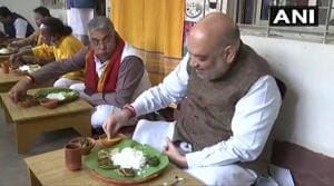 Amit Shah was served lunch on earthen dishes and bowls and water in an earthen glass in the courtyard of the house. Neighbours chipped in to help the eight-member family to prepare the lunch since morning amidst tight security.(ANI PHOTO.)