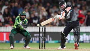 New Zealand beat Pakistan by 9 wickets in 2nd T20I(Twitter) New Zealand beat Pakistan by 9 wickets in 2nd T20I(Twitter)