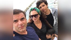 Sohail Khan and Seema Khan have two sons, Nirvan and Yohan. Sohail Khan and Seema Khan have two sons, Nirvan and Yohan.