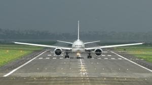 If the isolation period for mildly symptomatic crew members is more than 14 days, they have to be examined by DGCA empanelled Class-1 examiner and crew is fit to fly if the examiner declares so.(Samir Jana / Hindustan Times) If the isolation period for mildly symptomatic crew members is more than 14 days, they have to be examined by DGCA empanelled Class-1 examiner and crew is fit to fly if the examiner declares so.(Samir Jana / Hindustan Times)