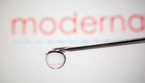 Moderna’s is the second Covid-19 vaccine to receive approval in the United States after a similar vaccine from Pfizer Inc and German partner BioNTech SE got the green light for emergency use.(Reuters) Moderna’s is the second Covid-19 vaccine to receive approval in the United States after a similar vaccine from Pfizer Inc and German partner BioNTech SE got the green light for emergency use.(Reuters)