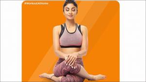 Shilpa suggests refreshing Yoga exercises to stretch and strengthen your back(Instagram/simplesoulfulapp) Shilpa suggests refreshing Yoga exercises to stretch and strengthen your back(Instagram/simplesoulfulapp)