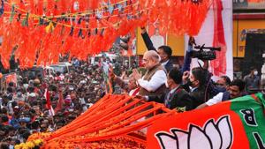 On Sunday, Shah’s convoy drove through Bolpur, the town associated with Rabindranath Tagore. Addressing people during the roadshow, Shah said his party will restore West Bengal’s old glory when it was called “sonar Bangla”.(PTI Photo) On Sunday, Shah’s convoy drove through Bolpur, the town associated with Rabindranath Tagore. Addressing people during the roadshow, Shah said his party will restore West Bengal’s old glory when it was called “sonar Bangla”.(PTI Photo)