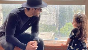 Kunal Kemmu has shared a new picture of Inaaya on Instagram. Kunal Kemmu has shared a new picture of Inaaya on Instagram.