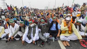 Farmers during a protest march against the Centre's agri-laws, at Delhi-Meerut Expressway in New Delhi, Friday.(PTI) Farmers during a protest march against the Centre's agri-laws, at Delhi-Meerut Expressway in New Delhi, Friday.(PTI)