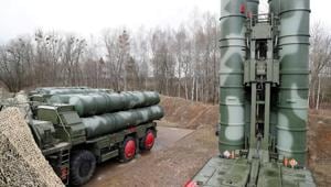 A view shows a new S-400 "Triumph" surface-to-air missile system after its deployment at a military base outside the town of Gvardeysk near Kaliningrad, Russia.(REUTERS) A view shows a new S-400 "Triumph" surface-to-air missile system after its deployment at a military base outside the town of Gvardeysk near Kaliningrad, Russia.(REUTERS)