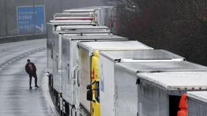 Trucks bound for the continent are lined up on the M20 motorway outside Dover, Britain’s busiest ferry port, after a new coronavirus strain prompted France on Sunday to bar drivers from crossing the Channel(REUTERS) Trucks bound for the continent are lined up on the M20 motorway outside Dover, Britain’s busiest ferry port, after a new coronavirus strain prompted France on Sunday to bar drivers from crossing the Channel(REUTERS)