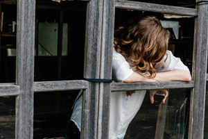 The more chaotic things get, the harder it is for people with clinical anxiety and or depression to make sound decisions and to learn from their mistakes.(Unsplash) The more chaotic things get, the harder it is for people with clinical anxiety and or depression to make sound decisions and to learn from their mistakes.(Unsplash)
