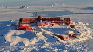 Research and military stations in Antarctica had gone to extraordinary lengths in recent months to keep the virus out, canceling tourism, scaling back activities and staff and locking down facilities.(via REUTERS) Research and military stations in Antarctica had gone to extraordinary lengths in recent months to keep the virus out, canceling tourism, scaling back activities and staff and locking down facilities.(via REUTERS)