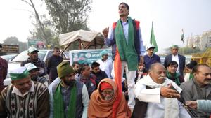 Noida, India - December 22, 2020: Demonstrators camped at Noida Gate (Chilla Border) during the ongoing protest against the new farm laws, in Noida, India, on Tuesday, December 22, 2020. (Photo by Sunil Ghosh / Hindustan Times) Noida, India - December 22, 2020: Demonstrators camped at Noida Gate (Chilla Border) during the ongoing protest against the new farm laws, in Noida, India, on Tuesday, December 22, 2020. (Photo by Sunil Ghosh / Hindustan Times)