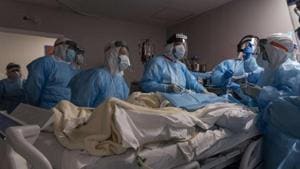 In California, an epicenter of the latest surge, intensive care unit (ICU) beds were scarce and hospitals said they lacked enough doctors and nurses to care for patients.(AFP (Representative Image)) In California, an epicenter of the latest surge, intensive care unit (ICU) beds were scarce and hospitals said they lacked enough doctors and nurses to care for patients.(AFP (Representative Image))