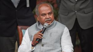 New Delhi: Union Agriculture Minister Narendra Singh Tomar speaks to farmers from Uttarakhand on the Centre's farm reform laws, in New Delhi, Sunday, Dec. 13, 2020. Farmers extended their support to the three farm laws. (PTI Photo/Manvender Vashist)( New Delhi: Union Agriculture Minister Narendra Singh Tomar speaks to farmers from Uttarakhand on the Centre's farm reform laws, in New Delhi, Sunday, Dec. 13, 2020. Farmers extended their support to the three farm laws. (PTI Photo/Manvender Vashist)(