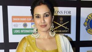 Actor Kamya Panjabi urges girls to not tolerate any kind of domestic violence.