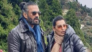 Suniel Shetty and Mana Shetty have been married for 38 years. Suniel Shetty and Mana Shetty have been married for 38 years.