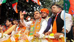 BJP leader Suvendu Adhikari during a roadshow from Mecheda Bypass to Central Bus Stand in Kanthi, East Midnapore district, Thursday, Dec. 24, 2020.(PTI) BJP leader Suvendu Adhikari during a roadshow from Mecheda Bypass to Central Bus Stand in Kanthi, East Midnapore district, Thursday, Dec. 24, 2020.(PTI)