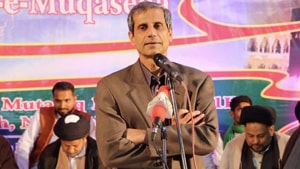 Pracha said the raid that began at noon on Thursday, ended at 2.30am on Friday. He alleged that the police assaulted and intimidated him.(Photo: MehmoodPracha/ Twitter) Pracha said the raid that began at noon on Thursday, ended at 2.30am on Friday. He alleged that the police assaulted and intimidated him.(Photo: MehmoodPracha/ Twitter)