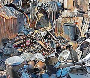 In a separate incident, around 10 rooms made of iron sheets where families were residing caught fire on early morning at Fatima nagar, Bhiwandi, on Saturday.(Praful Gangurde) In a separate incident, around 10 rooms made of iron sheets where families were residing caught fire on early morning at Fatima nagar, Bhiwandi, on Saturday.(Praful Gangurde)