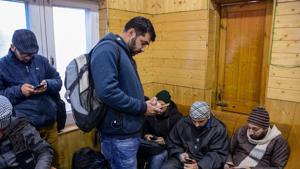 Mobile internet services had been suspended in Jammu and Kashmir since August 5, 2019.(PTI file photo) Mobile internet services had been suspended in Jammu and Kashmir since August 5, 2019.(PTI file photo)