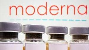 It is the first severe reaction publicly linked to Moderna’s vaccine, which is in its first week of a nationwide rollout.(REUTERS) It is the first severe reaction publicly linked to Moderna’s vaccine, which is in its first week of a nationwide rollout.(REUTERS)