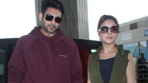 Sidharth Shukla and Shehnaaz Gill at the Mumbai airport. Sidharth Shukla and Shehnaaz Gill at the Mumbai airport.