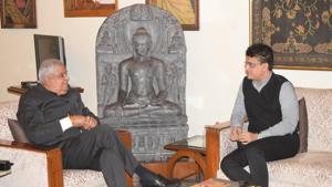 Sourav Ganguly met West Bengal governor Jagdeep Dhankhar.(@jdhankhar1/Twitter) Sourav Ganguly met West Bengal governor Jagdeep Dhankhar.(@jdhankhar1/Twitter)
