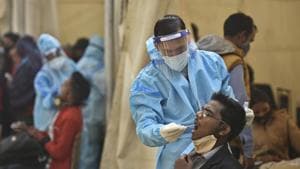 India’s infection rate peaked in the middle of September, with the seven-day average of daily cases touching 93,617.(Biplov Bhuyan/HT PHOTO) India’s infection rate peaked in the middle of September, with the seven-day average of daily cases touching 93,617.(Biplov Bhuyan/HT PHOTO)