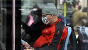A man wearing a protective face mask is seen through the window of a light rail carriage as Israel will impose a third national lockdown to fight climbing coronavirus disease (COVID-19) infections, Prime Minister Benjamin Netanyahu said, in Jerusalem.(REUTERS) A man wearing a protective face mask is seen through the window of a light rail carriage as Israel will impose a third national lockdown to fight climbing coronavirus disease (COVID-19) infections, Prime Minister Benjamin Netanyahu said, in Jerusalem.(REUTERS)