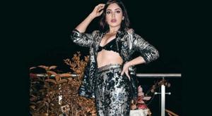 If you’re running out of ideas for the perfect NYE look, take inspo from actor Bhumi Pednekar(Instagram) If you’re running out of ideas for the perfect NYE look, take inspo from actor Bhumi Pednekar(Instagram)