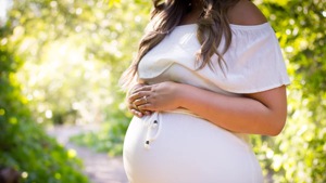 An international research team has uncovered for the first time the importance of a small gland tucked behind the sternum that works to prevent miscarriage and diabetes in pregnant women.(Unsplash) An international research team has uncovered for the first time the importance of a small gland tucked behind the sternum that works to prevent miscarriage and diabetes in pregnant women.(Unsplash)