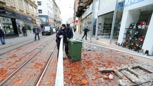 Police officers secure an area after an earthquake in Croatia’s Zagreb.(Reuters Photo)