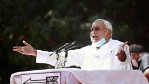 The RJD offered to back Nitish Kumar as Prime Ministerial candidate in 2024 if he makes way for Tejashwi Yadav to take over as Chief minister of Bihar.(PTI FILE PHOTO) The RJD offered to back Nitish Kumar as Prime Ministerial candidate in 2024 if he makes way for Tejashwi Yadav to take over as Chief minister of Bihar.(PTI FILE PHOTO)