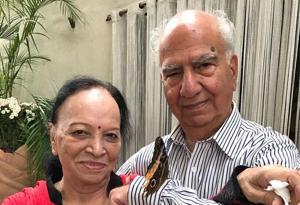 Veteran BJP leader and former chief minister of Himachal Pradesh, Shanta Kumar, with wife Santosh Shailja, who died of cardiac arrest during Covid-19 treatment.(HT file photo) Veteran BJP leader and former chief minister of Himachal Pradesh, Shanta Kumar, with wife Santosh Shailja, who died of cardiac arrest during Covid-19 treatment.(HT file photo)