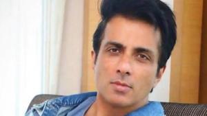 Sonu Sood has said that Bollywood needs to introspect.