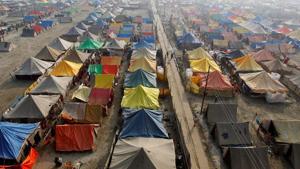 The top body of the religious monastic orders of the Hindus has invited Uttarakhand CM to Prayagraj to witness Magh Mela management.(REUTERS Photo) The top body of the religious monastic orders of the Hindus has invited Uttarakhand CM to Prayagraj to witness Magh Mela management.(REUTERS Photo)