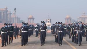Indian Air Force personnel during rehearsals for the Republic Day parade at Rajpath in New Delhi.(Arvind Yadav/HT PHOTO) Indian Air Force personnel during rehearsals for the Republic Day parade at Rajpath in New Delhi.(Arvind Yadav/HT PHOTO)