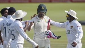 South Africa's Faf du Plessis is caught out on 199 and is congratulated by the Sri Lankan team players, on day three of the first cricket test match between South Africa and Sri Lanka at Super Sport Park Stadium in Pretoria, South Africa, Monday, Dec. 28, 2020.(AP) South Africa's Faf du Plessis is caught out on 199 and is congratulated by the Sri Lankan team players, on day three of the first cricket test match between South Africa and Sri Lanka at Super Sport Park Stadium in Pretoria, South Africa, Monday, Dec. 28, 2020.(AP)