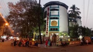 Kalyan Gayan Samaj, the organiser of the festival, has decided to cut short the usual three days’ event to one and not to charge for the tickets. It is scheduled on January 24.(HT photo) Kalyan Gayan Samaj, the organiser of the festival, has decided to cut short the usual three days’ event to one and not to charge for the tickets. It is scheduled on January 24.(HT photo)