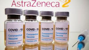 Vials with a sticker reading, "Covid-19 / Coronavirus vaccine / Injection only" and a medical syringe are seen in front of a displayed AstraZeneca logo in this illustration.(File Photo / REUTERS) Vials with a sticker reading, "Covid-19 / Coronavirus vaccine / Injection only" and a medical syringe are seen in front of a displayed AstraZeneca logo in this illustration.(File Photo / REUTERS)