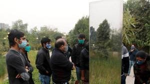 People began flocking to the garden to get themselves clicked in front of the structure.(PTI) People began flocking to the garden to get themselves clicked in front of the structure.(PTI)