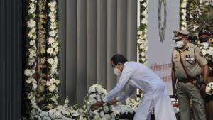 Maharashtra Chief Minister Uddhav Thackeray pays tribute to victims of 2008 Mumbai terror attacks on its anniversary at the police headquarters in Mumbai in this file photo.(AP) Maharashtra Chief Minister Uddhav Thackeray pays tribute to victims of 2008 Mumbai terror attacks on its anniversary at the police headquarters in Mumbai in this file photo.(AP)