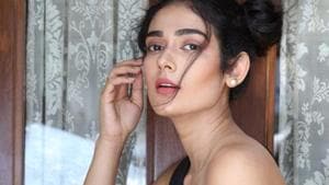 Actor Aakanksha Singh will be seen alongside Ajay Devgn in the latter’s directorial venture Mayday. Actor Aakanksha Singh will be seen alongside Ajay Devgn in the latter’s directorial venture Mayday.