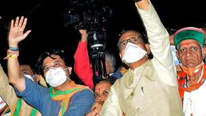 Madhya Pradesh Chief Minister Shivraj Singh Chouhan along with BJP MP Jyotiraditya Scindia.(ANI) Madhya Pradesh Chief Minister Shivraj Singh Chouhan along with BJP MP Jyotiraditya Scindia.(ANI)