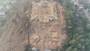 Excavated during a joint collaboration of the Bihar Heritage Development Society, a part of the department of art, culture and youth affairs and the Visva-Bharati University, Santiniketan, West Bengal, this finding is believed to be a great centre of Mahayana Buddhism. (HT Photo) Excavated during a joint collaboration of the Bihar Heritage Development Society, a part of the department of art, culture and youth affairs and the Visva-Bharati University, Santiniketan, West Bengal, this finding is believed to be a great centre of Mahayana Buddhism. (HT Photo)