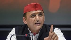 Samajwadi Party chief Akhilesh Yadav addresses a press conference at the party office in Lucknow on Saturday.(PTI PHOTO.) Samajwadi Party chief Akhilesh Yadav addresses a press conference at the party office in Lucknow on Saturday.(PTI PHOTO.)