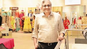 Future Group Founder and CEO Kishore Biyani does not expect any hurdle after the order of the Delhi High Court which has directed the regulators to take an independent call on the issue.(Hemant Mishra/Mint)