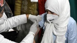 A health worker conducts a mock drill for Covid-19 vaccination dry run, at Kalam Centre, KGMU, in Lucknow.(Dheeraj Dhawan / Hindustan Times) A health worker conducts a mock drill for Covid-19 vaccination dry run, at Kalam Centre, KGMU, in Lucknow.(Dheeraj Dhawan / Hindustan Times)