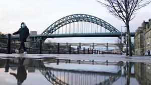 Nearly empty pavements on the normally busy Quayside in Newcastle upon Tyne, northern England, early Tuesday.(AP Photo) Nearly empty pavements on the normally busy Quayside in Newcastle upon Tyne, northern England, early Tuesday.(AP Photo)